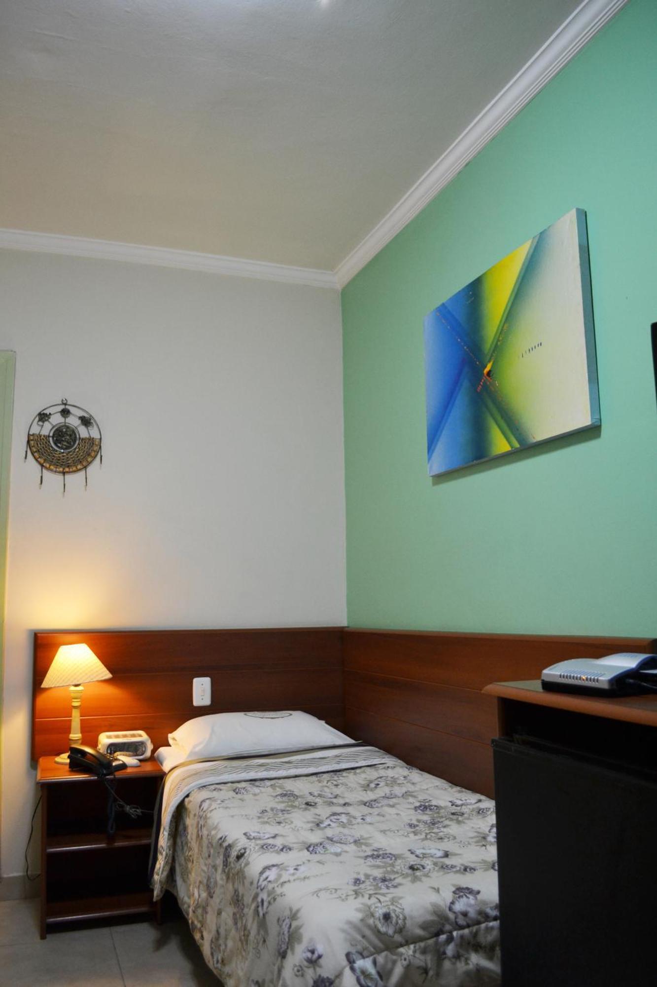 Hotel Valparaiso - Metro Paraiso E 800M Da Av Paulista São Paulo Rom bilde